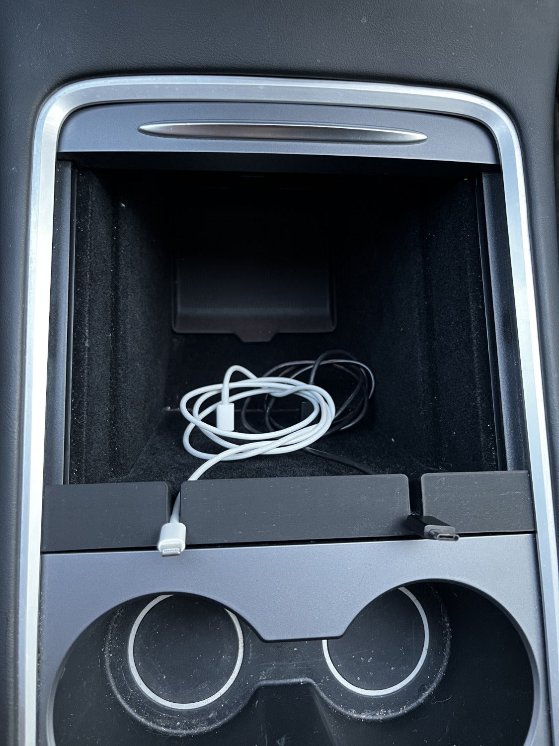 Tesla Model Y Phone Cable USB Charger Holder Organizer